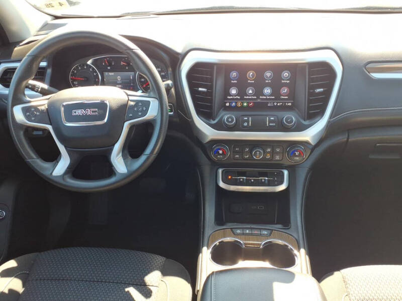 2023 GMC Acadia SLE