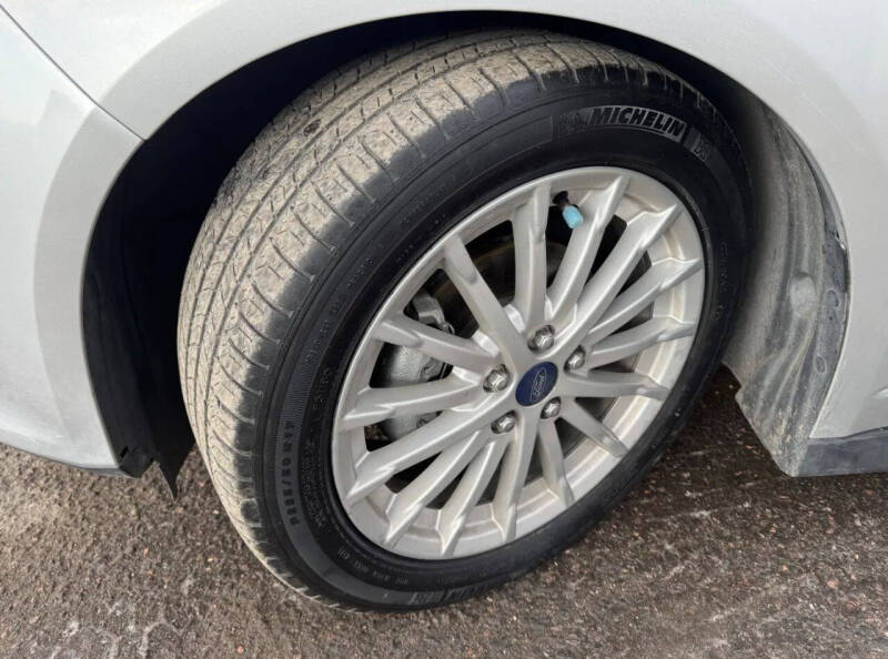 2014 Ford C-MAX Hybrid SEL