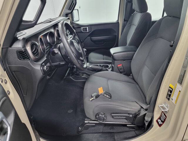 2020 Jeep Gladiator Sport