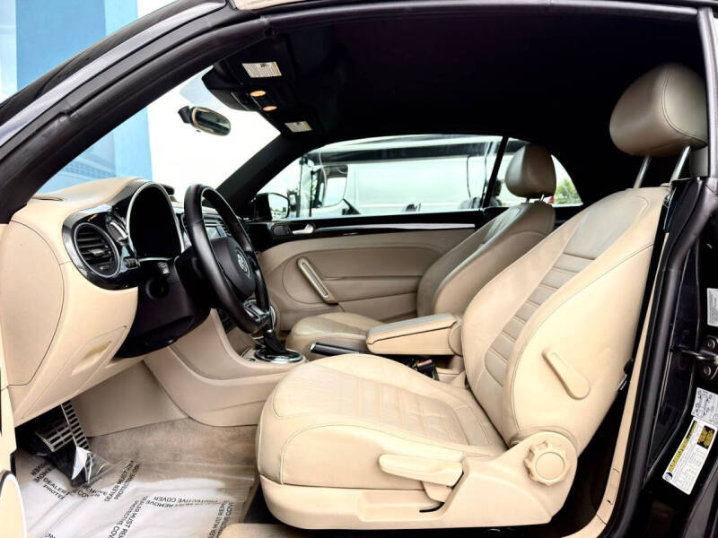 2013 Volkswagen Beetle Convertible