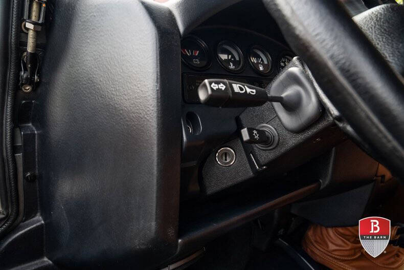 1987 Land Rover Defender