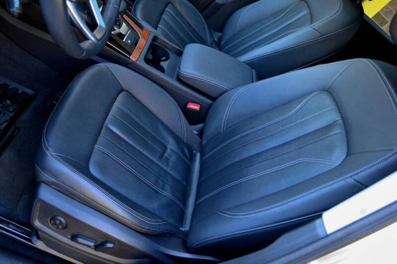 2023 Audi Q5 quattro Premium 40 TFSI