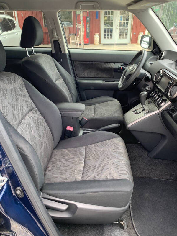 2015 Scion xB