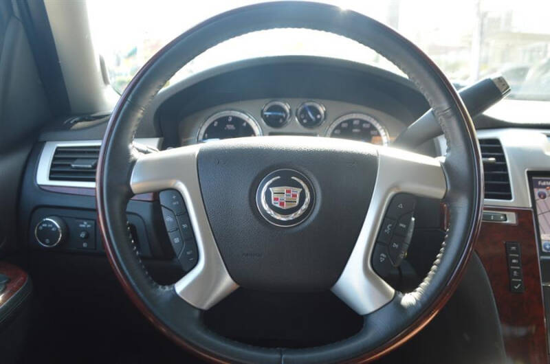 2013 Cadillac Escalade Luxury