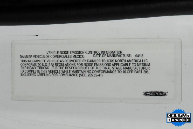 2019 Freightliner M2 106