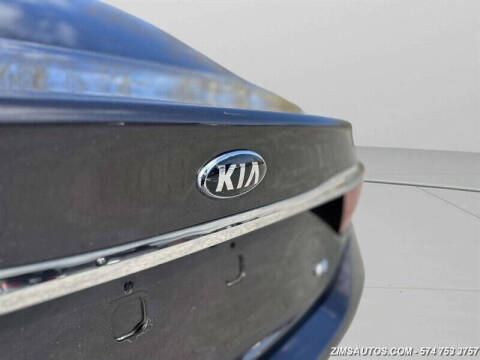 2015 Kia K900 Luxury