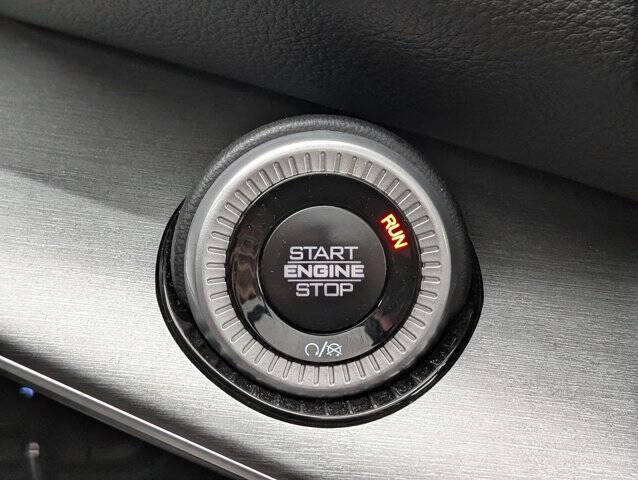 2024 Jeep Wagoneer Carbide