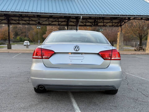 2012 Volkswagen Passat TDI SE
