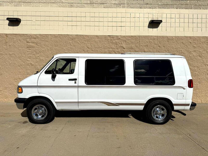 1997 Dodge Ram Van 2500