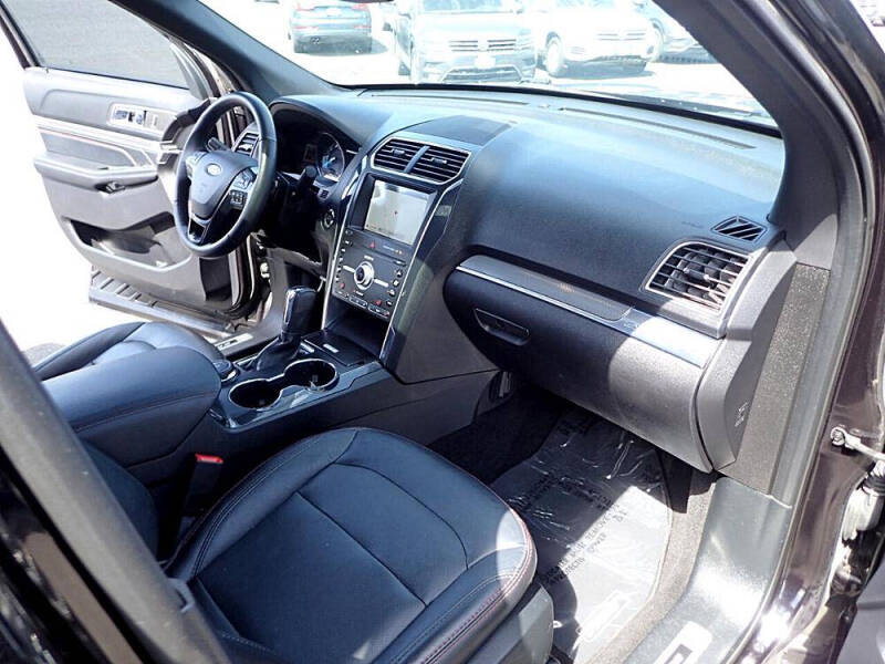 2019 Ford Explorer Sport