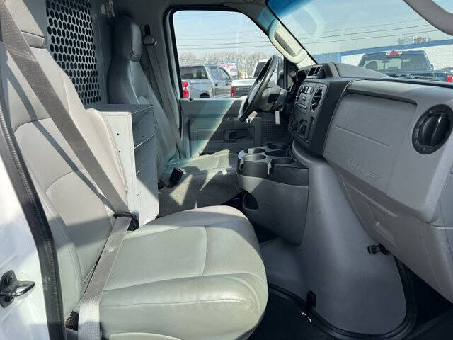 2014 Ford E-Series E-350 SD