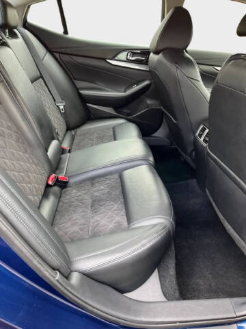 2017 Nissan Maxima