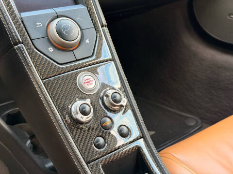 2013 McLaren MP4-12C Spider