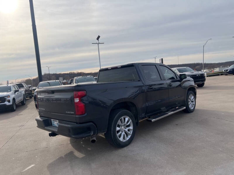 2022 Chevrolet Silverado 1500 Custom