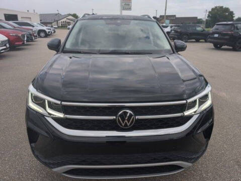 2024 Volkswagen Taos SEL 4Motion