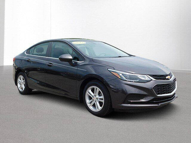 2017 Chevrolet Cruze for sale at Jimmys Car Deals at Feldman Chevrolet of Livonia in Livonia MI