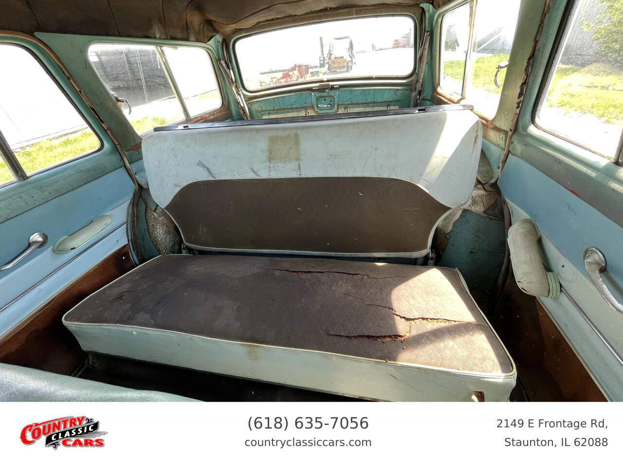 1955 Ford Wagon 16