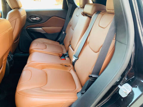 2019 Jeep Cherokee Overland