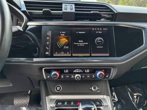 2024 Audi Q3 quattro S line Premium 45 TFSI