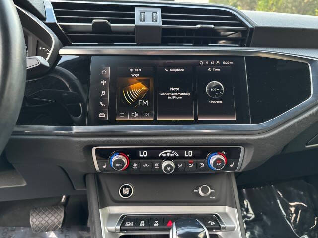 2024 Audi Q3 quattro S line Premium 45 TFSI