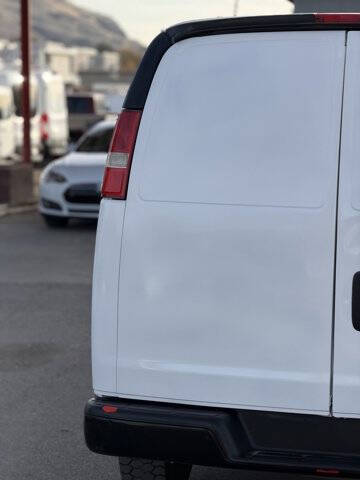 2017 Chevrolet Express 2500