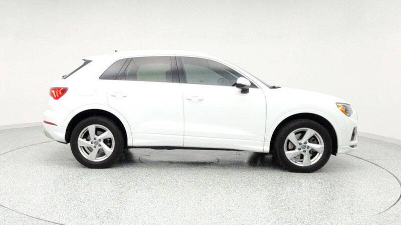 2020 Audi Q3 quattro Premium 45 TFSI