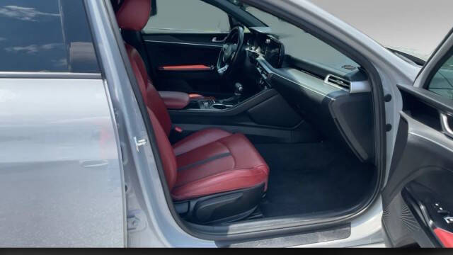 2023 Kia K5
