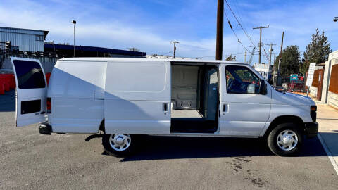 2011 Ford E-Series E-350 SD