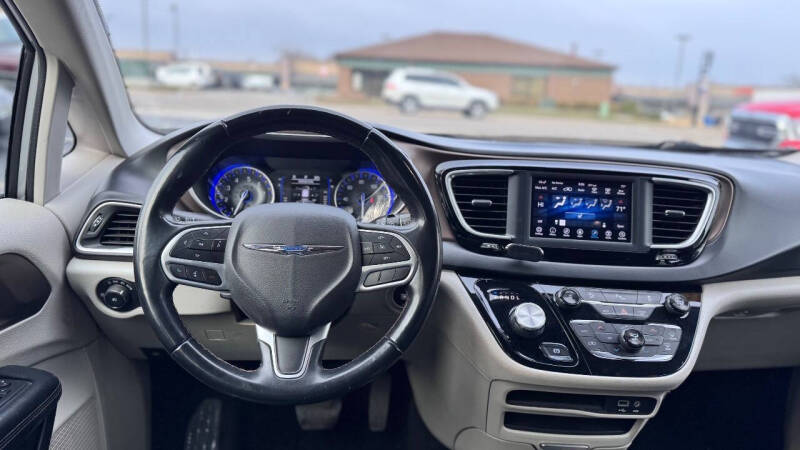 2018 Chrysler Pacifica Touring L