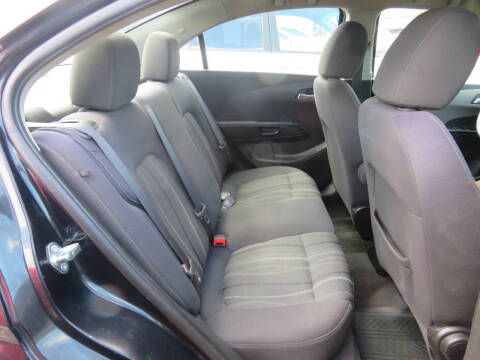 2015 Chevrolet Sonic LT Auto