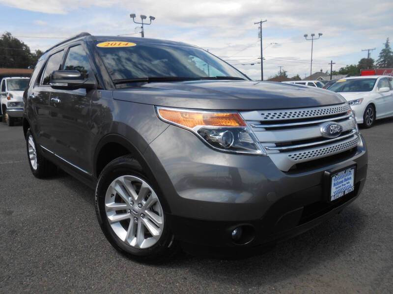 2014 Ford Explorer XLT 4x4's photo