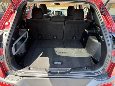 2016 Jeep Cherokee Latitude Altitude