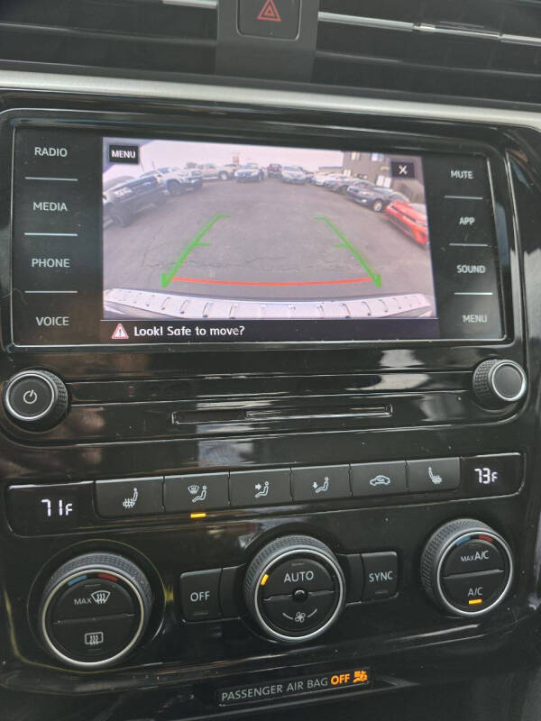 2021 Volkswagen Passat SE