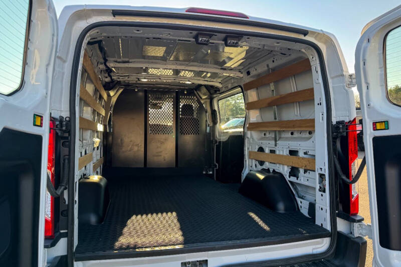 2024 Ford Transit 250