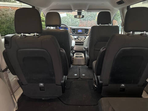 2017 Chrysler Pacifica Touring
