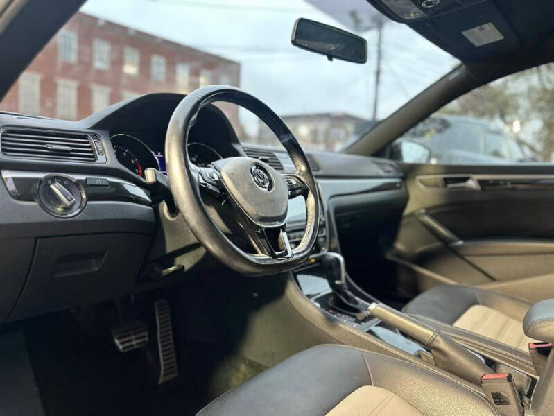 2018 Volkswagen Passat V6 GT