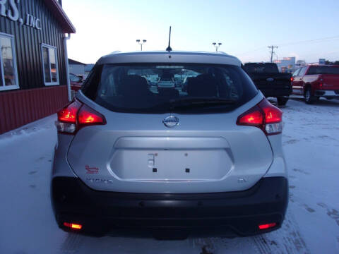 2020 Nissan Kicks SV