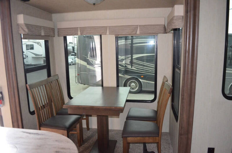 2019 Forest River Sierra