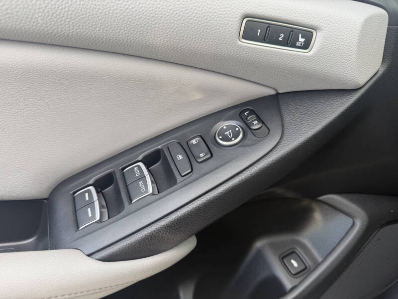 2018 Honda Accord EX-L w/Navi