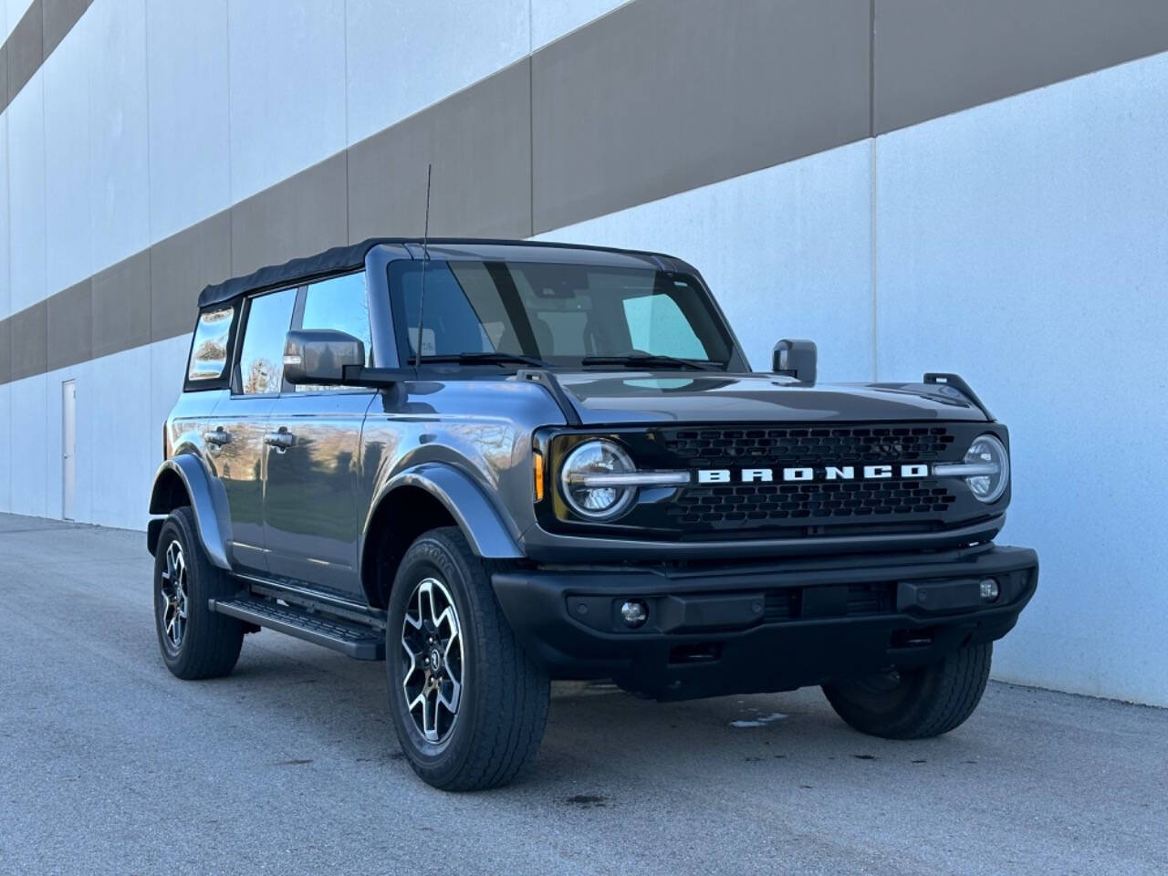 2021 Ford Bronco for sale at Phoenix Motor Co in Romulus, MI