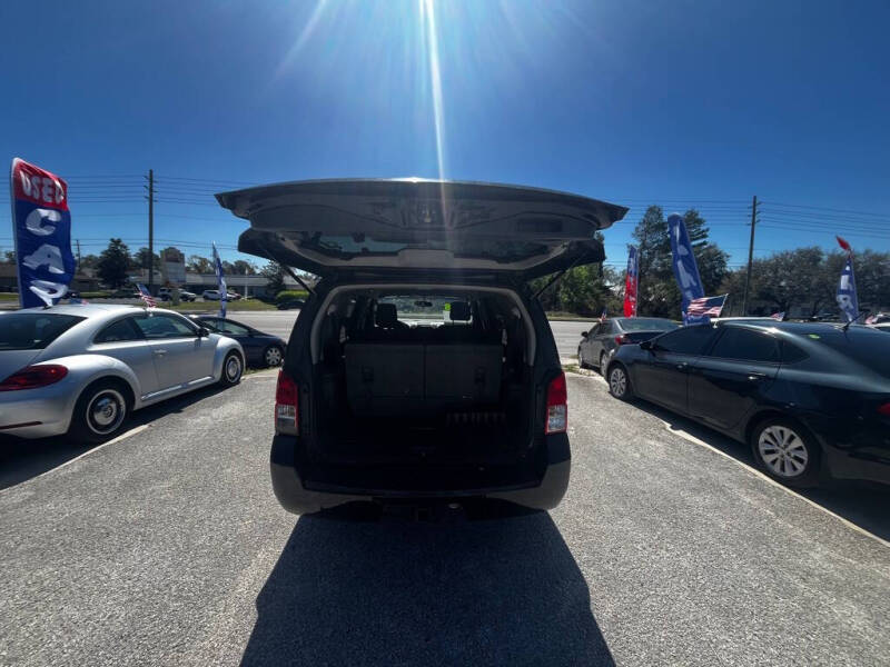 2011 Nissan Pathfinder S