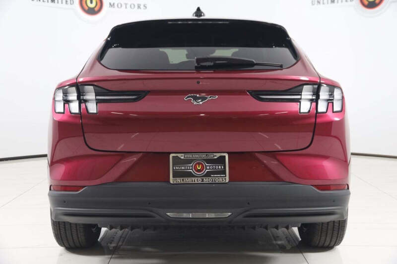 2025 Ford Mustang Mach-E Premium