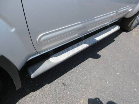 2010 Nissan Frontier LE