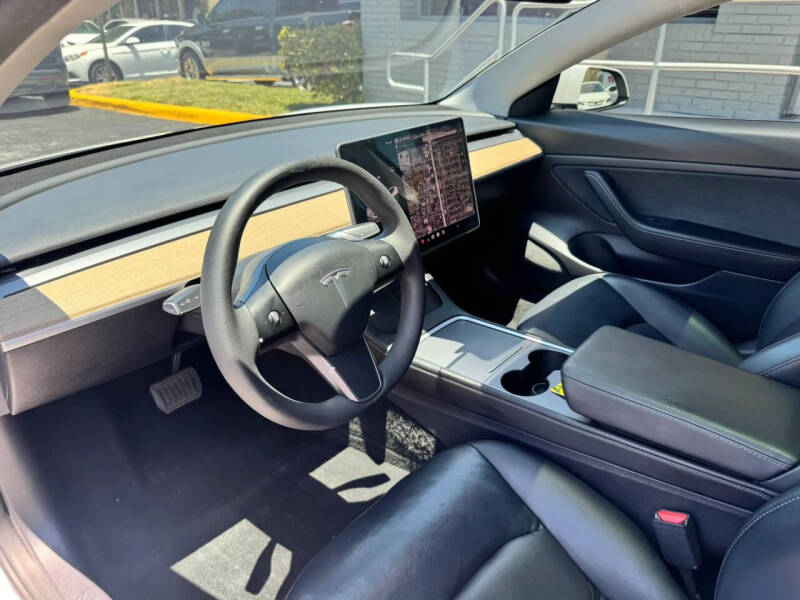 2021 Tesla Model 3 Standard Range Plus