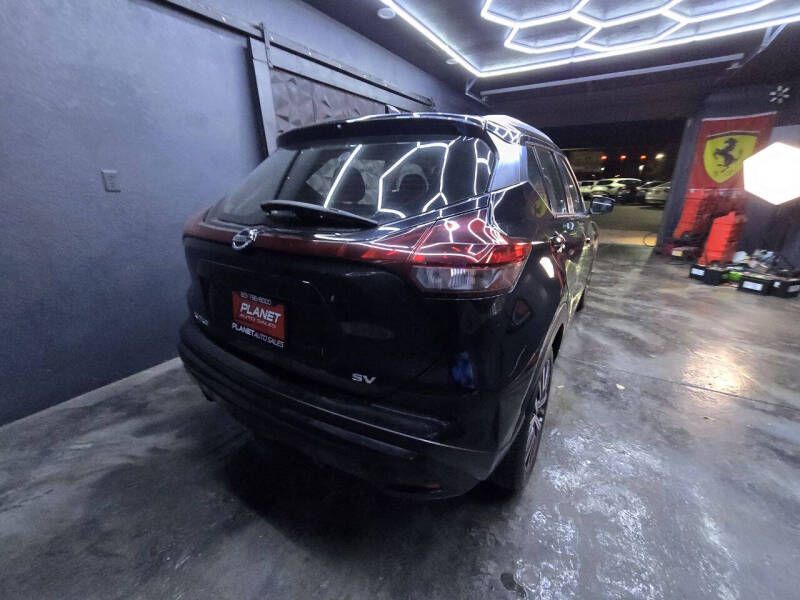 2021 Nissan Kicks SV
