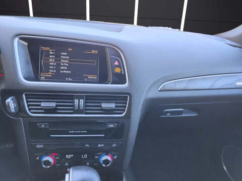 2016 Audi Q5 2.0T quattro Premium Plus