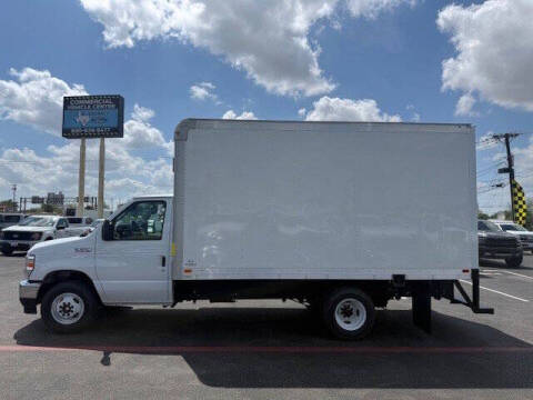 2027 Ford E-Series