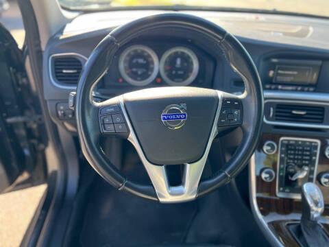 2013 Volvo S60 T5 Premier Plus