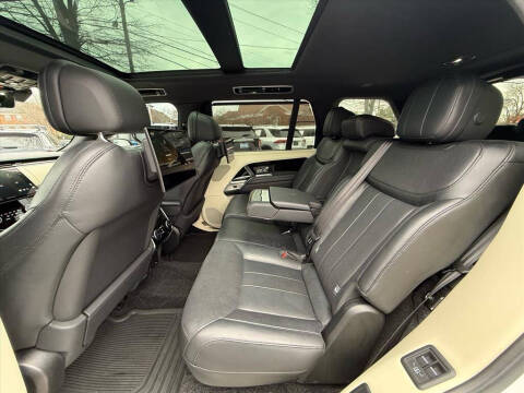 2023 Land Rover Range Rover P530 SE LWB