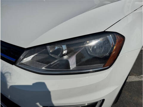 2016 Volkswagen e-Golf SE